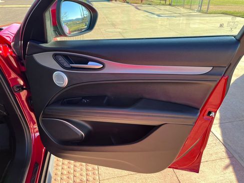 Used 2019 Alfa Romeo Stelvio Ti Sport w/ Quick Order Package 22S Sport image 30