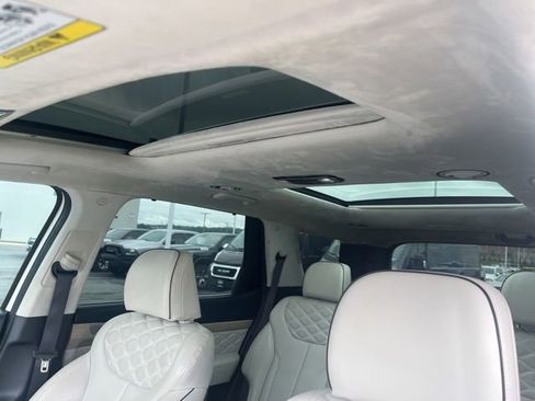 Used 2022 Hyundai Palisade Calligraphy w/ Cargo Package AWD/4WD image 12