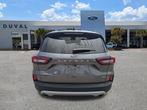 Certified 2026 Ford Escape SE w/ PHEV Premium Package FWD image 5
