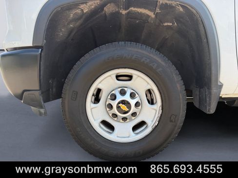 Used 2024 Chevrolet Silverado 2500 W/T AWD/4WD image 9