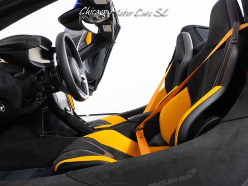Used 2026 McLaren 750S Spider RWD image 41
