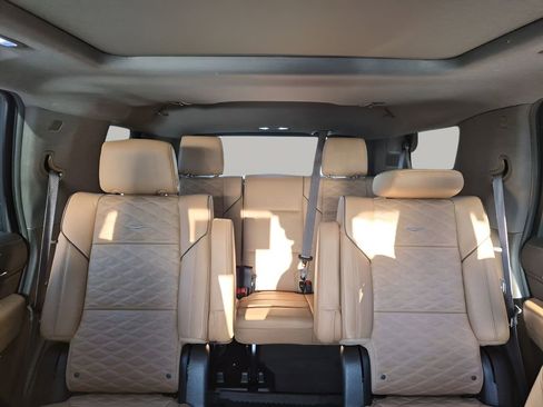 Certified 2024 Cadillac Escalade Premium Luxury w/ Performance Package image 43