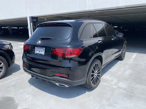 Used 2021 Mercedes-Benz GLC 300 image 3
