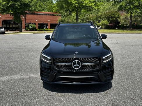 Certified 2025 Mercedes-Benz GLB 250 image 3