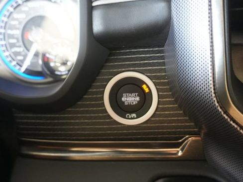 Used 2021 RAM 1500 Limited AWD/4WD image 17