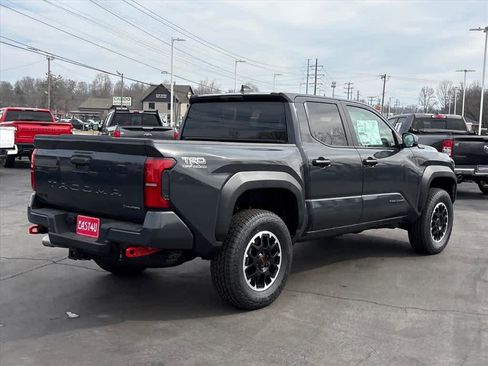 New 2025 Toyota Tacoma TRD Off-Road image 3