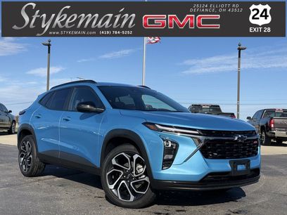 Used 2025 Chevrolet Trax RS w/ Sunroof Package