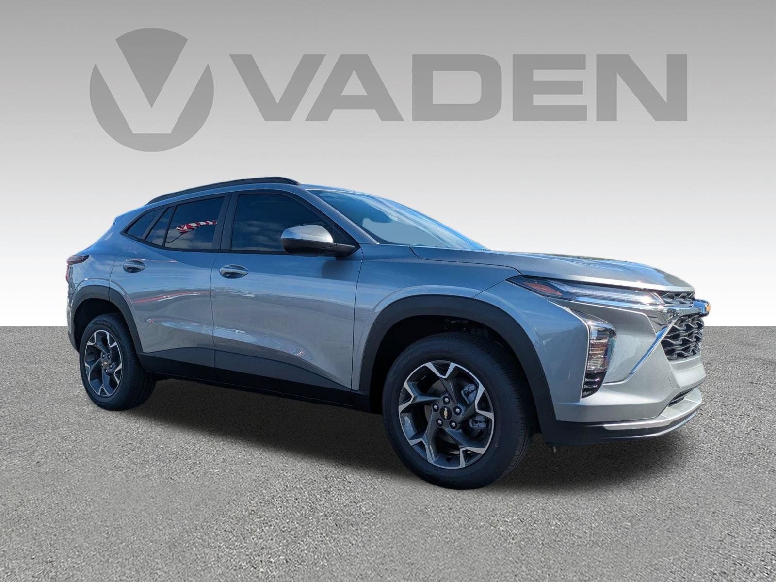 New 2026 Chevrolet Trax LT FWD image 3