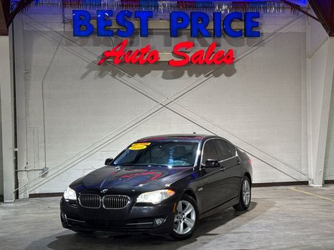 Used 2011 BMW 528i Sedan RWD image 1