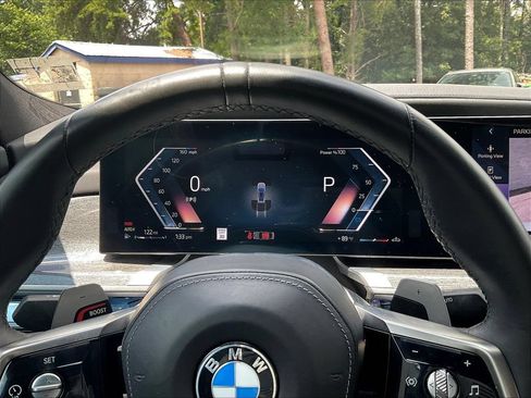 Used 2023 BMW 740i RWD image 13