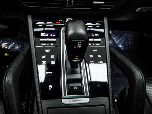 Used 2023 Porsche Cayenne Platinum Edition AWD/4WD image 21