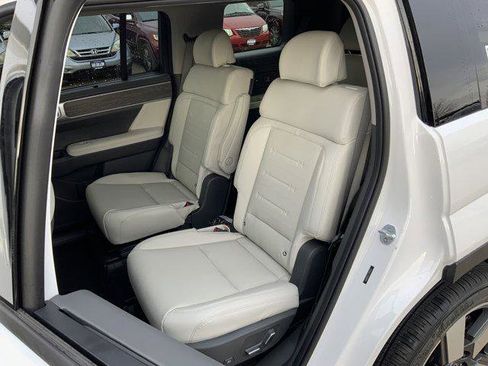 New 2026 Hyundai Santa Fe Limited image 10