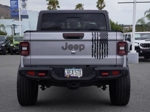 Certified 2020 Jeep Gladiator Rubicon AWD/4WD image 5