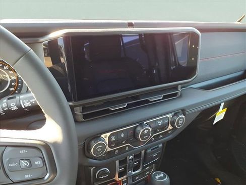 New 2026 Jeep Wrangler Unlimited Rubicon image 16