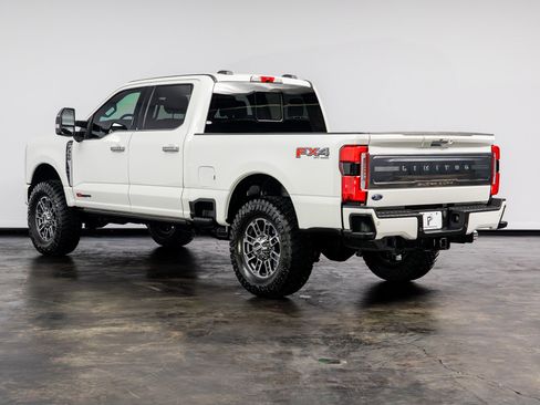 Used 2024 Ford F350 Limited w/ FX4 Off-Road Package AWD/4WD image 17