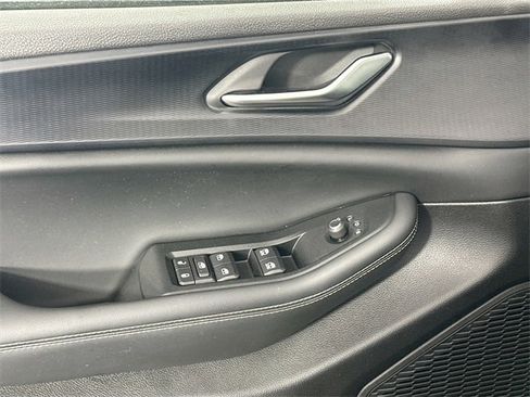 Used 2023 Jeep Grand Cherokee Altitude image 25