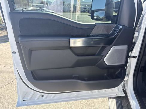 Used 2025 Ford F350 Platinum w/ Tremor Off-Road Package AWD/4WD image 15