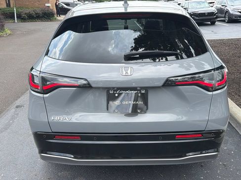 Used 2026 Honda HR-V EX-L image 8