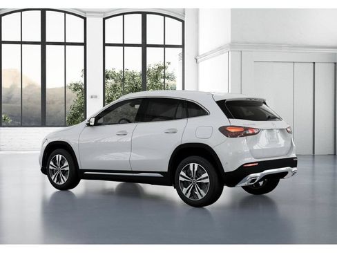 New 2026 Mercedes-Benz GLA 250 4MATIC image 30