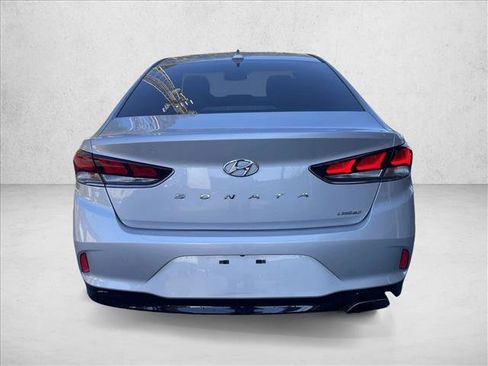 Used 2018 Hyundai Sonata Limited image 6