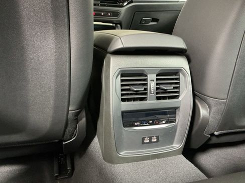 New 2026 BMW 330i Sedan w/ M Sport Package image 28