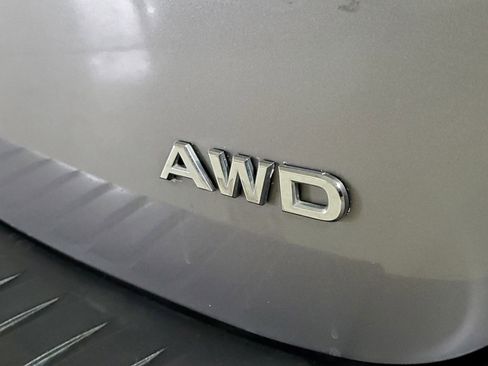 Used 2015 Nissan Rogue S w/ Convenience Package AWD/4WD image 7