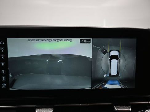 Used 2024 Kia Carnival SX Prestige image 26