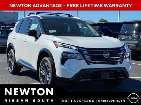 New 2026 Nissan Rogue Platinum w/ Platinum Premium Package AWD/4WD image 2