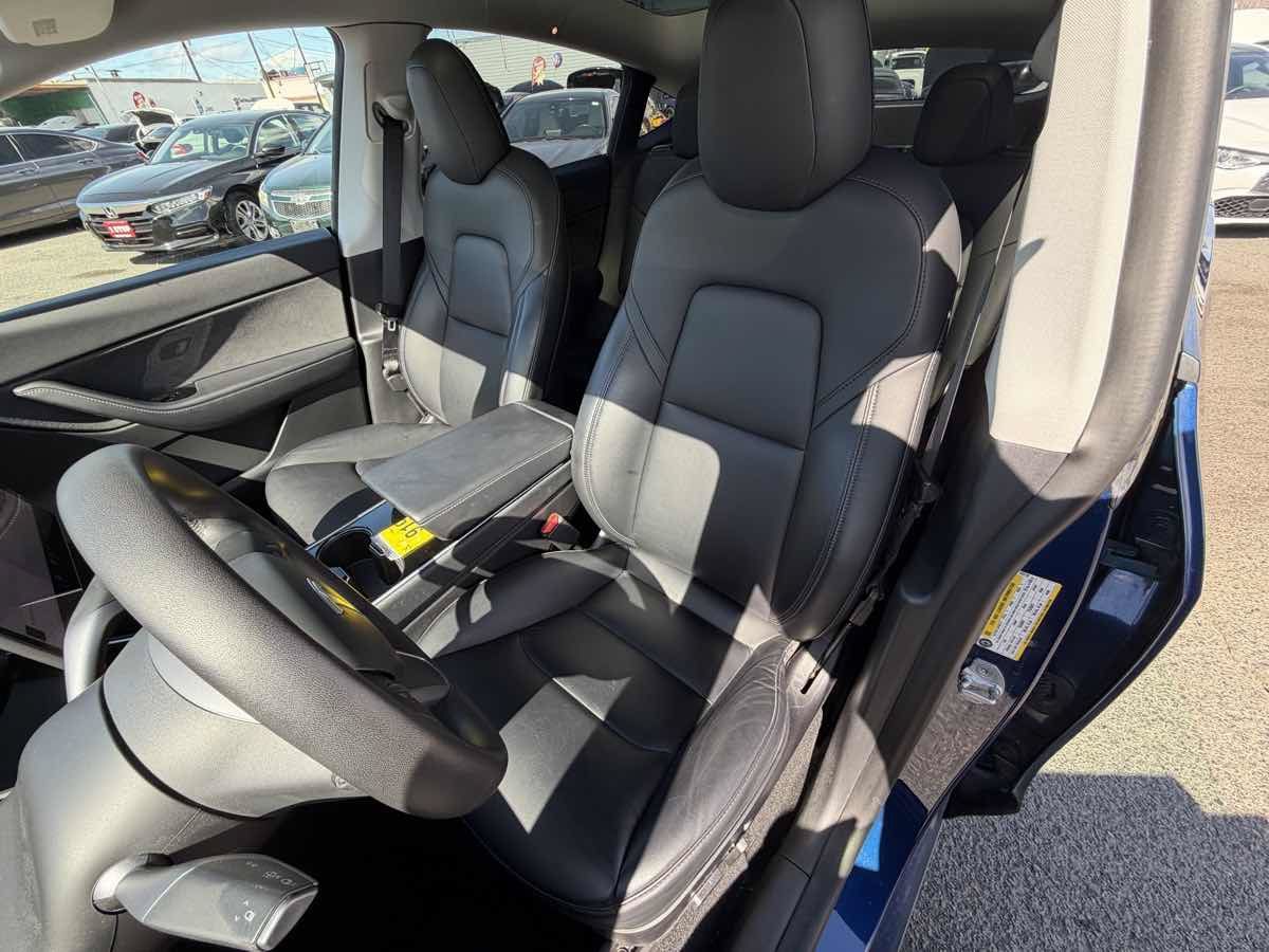 Used 2020 Tesla Model Y Performance AWD/4WD image 10