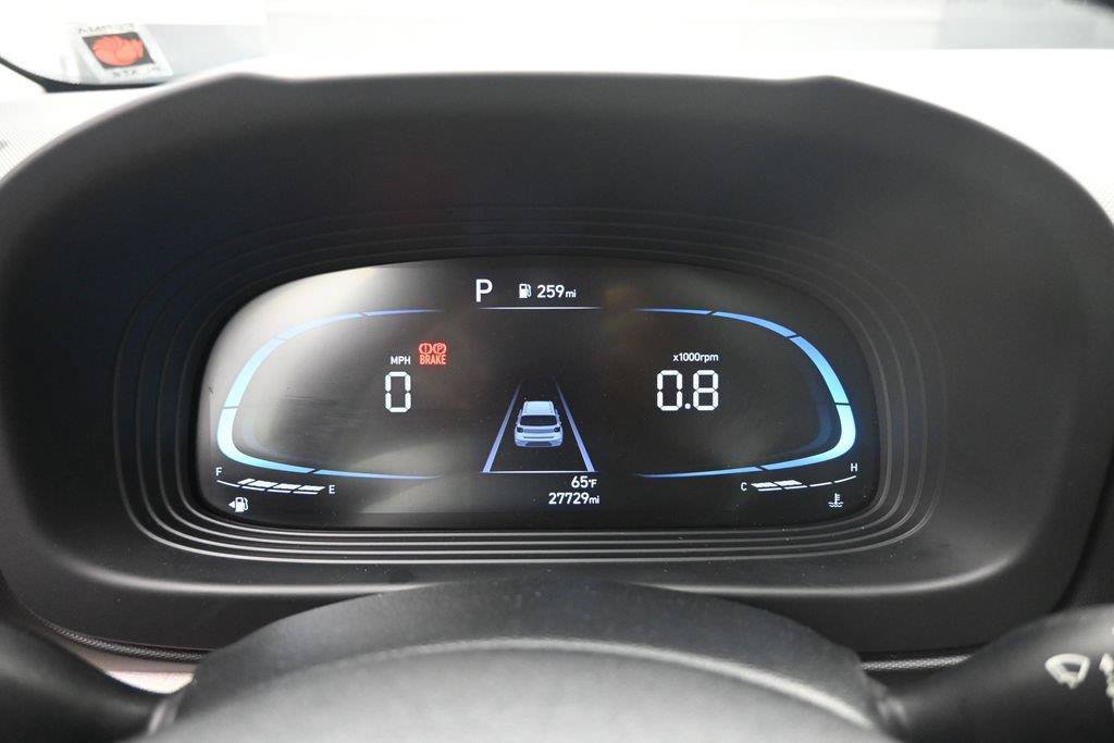 Used 2023 Hyundai Venue SEL FWD image 10