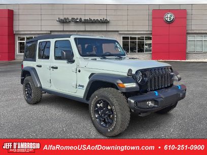 Used 2023 Jeep Wrangler Unlimited w/ 8.4" Radio Group