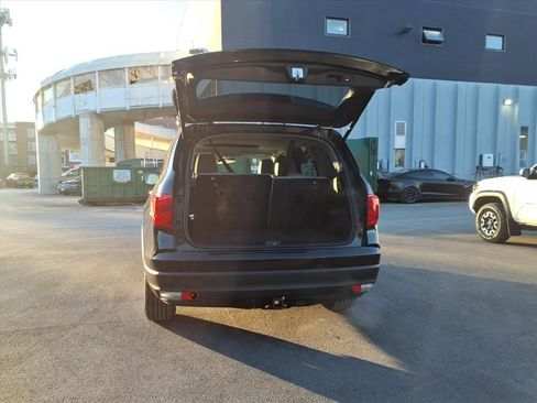 Used 2018 Honda Pilot EX-L image 10