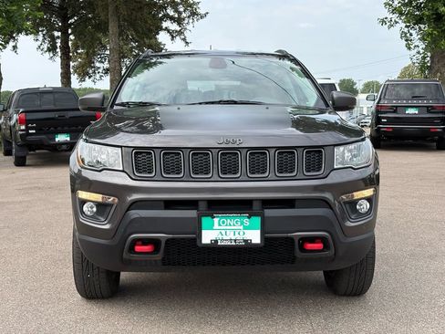 Used 2018 Jeep Compass Trailhawk w/ Cold Weather Group AWD/4WD image 3