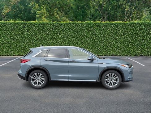 Used 2025 INFINITI QX50 Luxe image 2