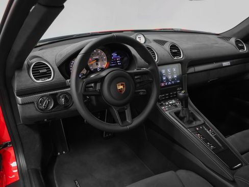 Used 2025 Porsche 718 Cayman GT4 RS RWD image 47