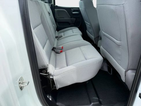 Used 2019 Chevrolet Silverado 2500 W/T AWD/4WD image 9