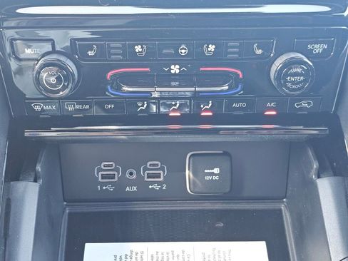 New 2024 Jeep Grand Cherokee L Overland w/ Advanced Protech Group III image 31