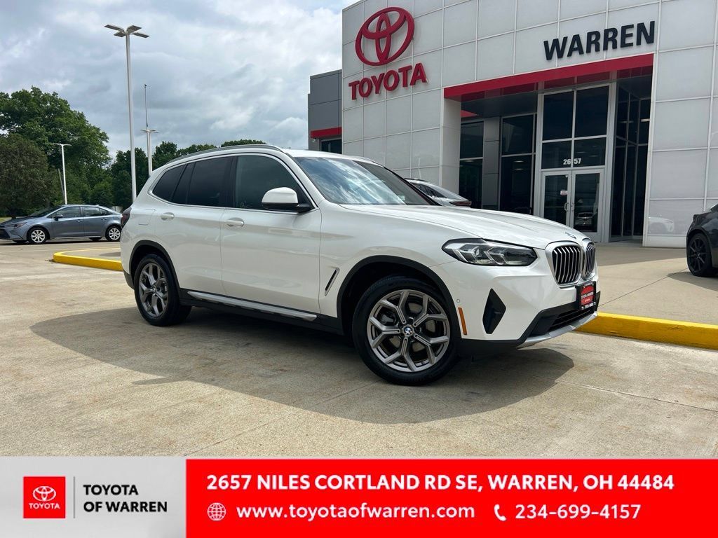 Used 2023 BMW X3 xDrive30i AWD/4WD image 1