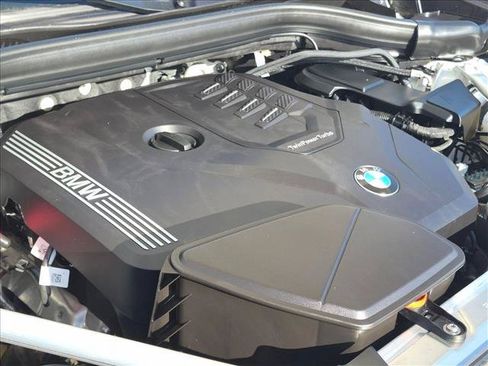 Used 2024 BMW X3 sDrive30i w/ Convenience Package RWD image 23