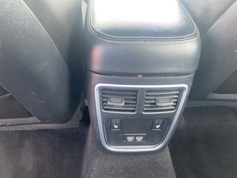 Used 2022 Dodge Charger SXT w/ Leather Interior Group image 17