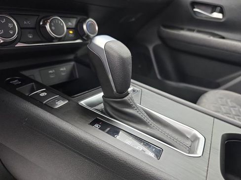 Used 2025 Nissan Kicks SV image 35