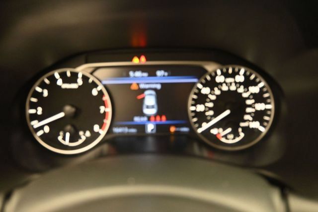 Used 2025 Nissan Altima 2.5 SR FWD image 16