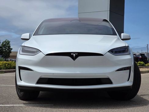 Used 2023 Tesla Model X AWD/4WD image 3