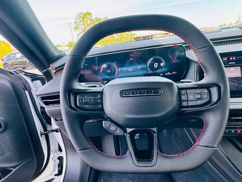 New 2026 Dodge Charger R/T AWD/4WD image 17