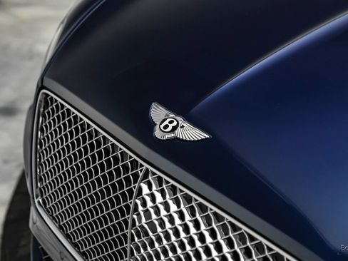 Used 2020 Bentley Continental GT V8 First Edition AWD/4WD image 30