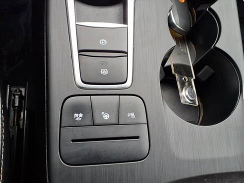 Used 2021 Ford Escape Titanium w/ Titanium Elite Package image 19