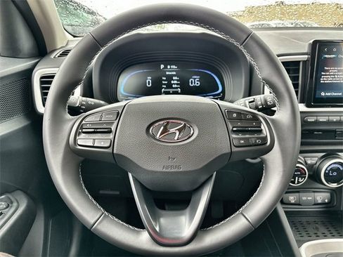 Certified 2024 Hyundai Venue Limited image 14
