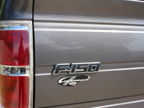 Used 2014 Ford F150 Lariat w/ Equipment Group 502A Luxury AWD/4WD image 46