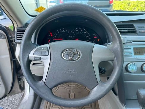 Used 2007 Toyota Camry CE FWD image 16