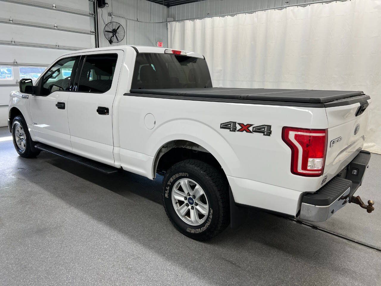 Used 2017 Ford F150 XLT w/ Equipment Group 301A Mid AWD/4WD image 6